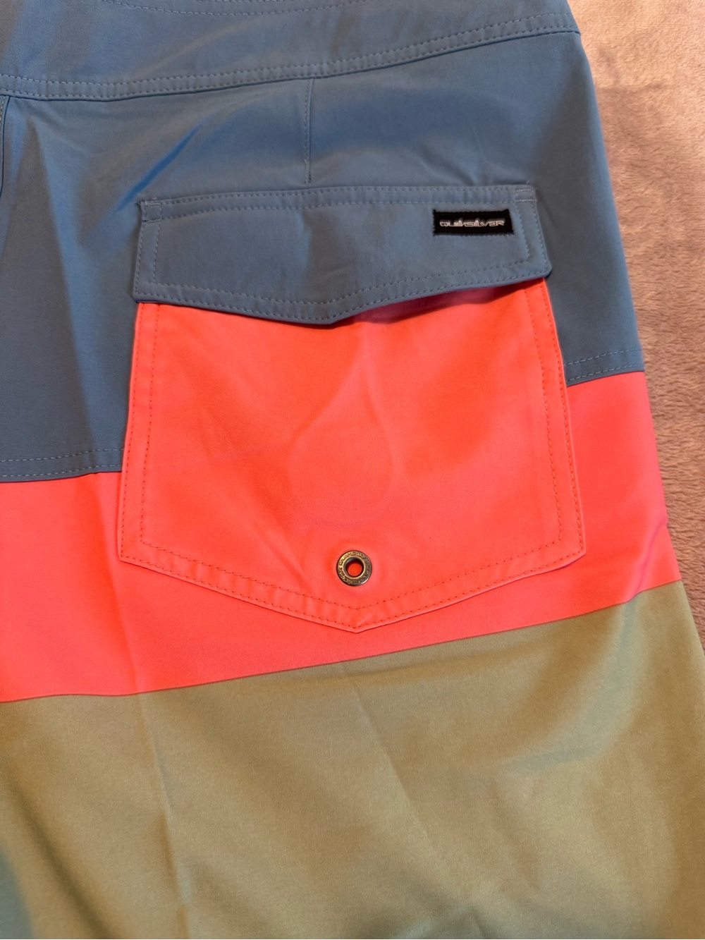 Quiksilver Men's Colorblock Board Shorts - Picture 3 of 6